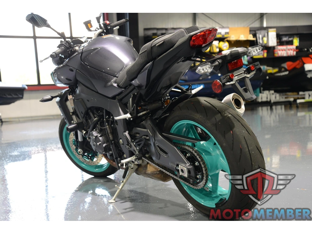 2024 Yamaha Mt-10 alt