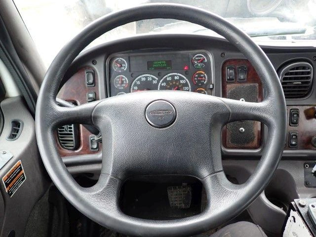 Freightliner 108sd 2018