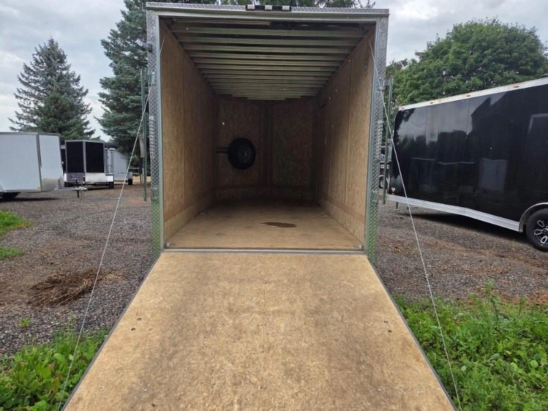 2024 Paradise Aluminum Enclosed 7' X 14' Ta alt