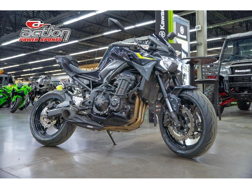 2024 Kawasaki Z900 Abs Metallic Spark Black/metallic Matte Dark Gray alt