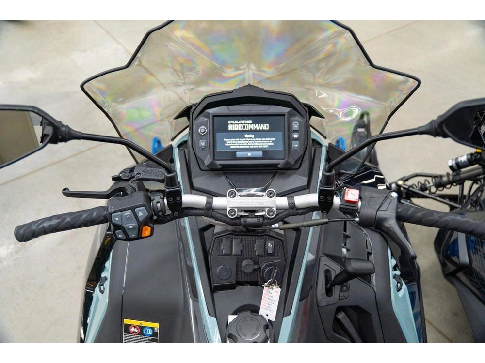 2026 Polaris 850 Titan Adventure Ultimate 155 1.5 alt