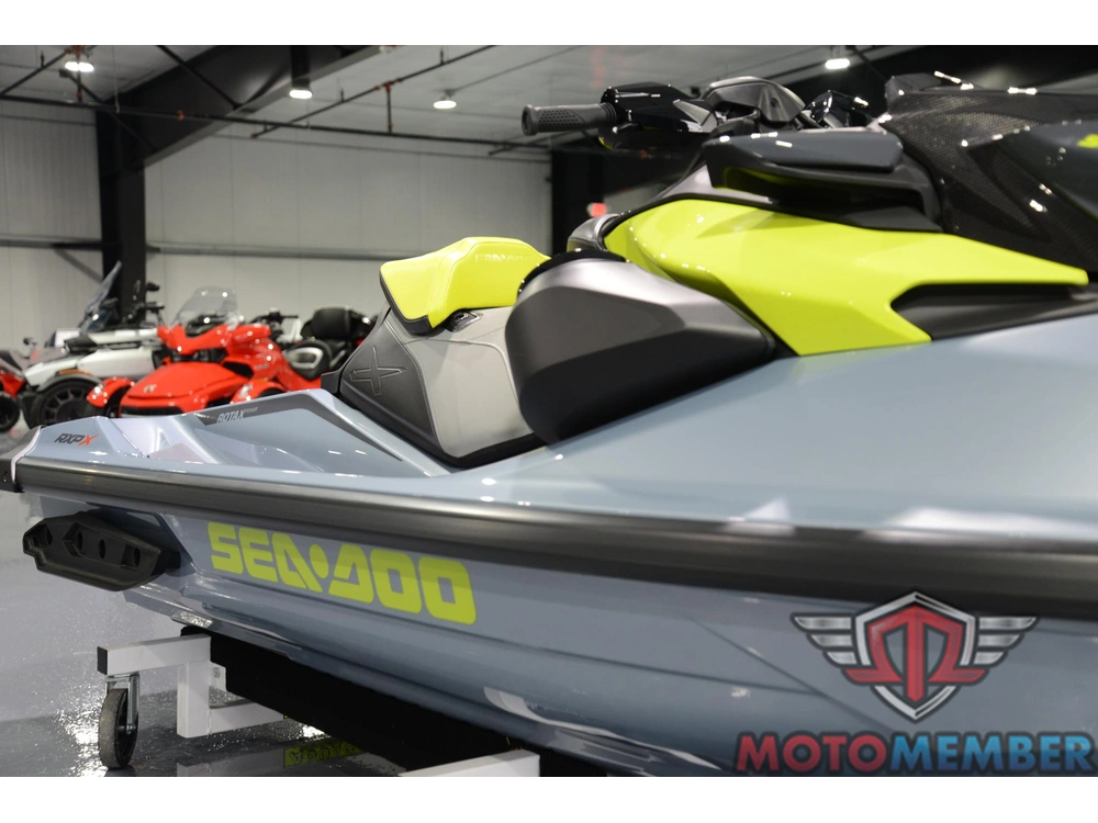 2025 Sea-doo Rxp-x™ 325 Tech, Brp Premium A, Ibr Ice Metal / Manta Green alt
