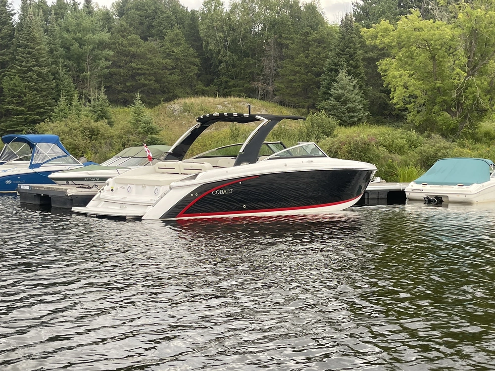 2017 Cobalt Boats R30 alt