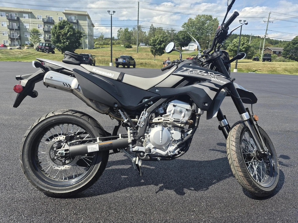 2026 Kawasaki Klx 300sm alt