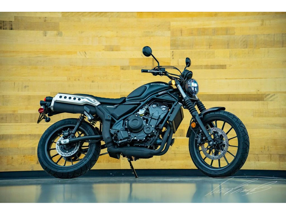 2025 Honda Scl500 alt