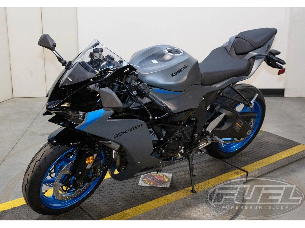 2026 Kawasaki Ninja® Zx™-6r alt