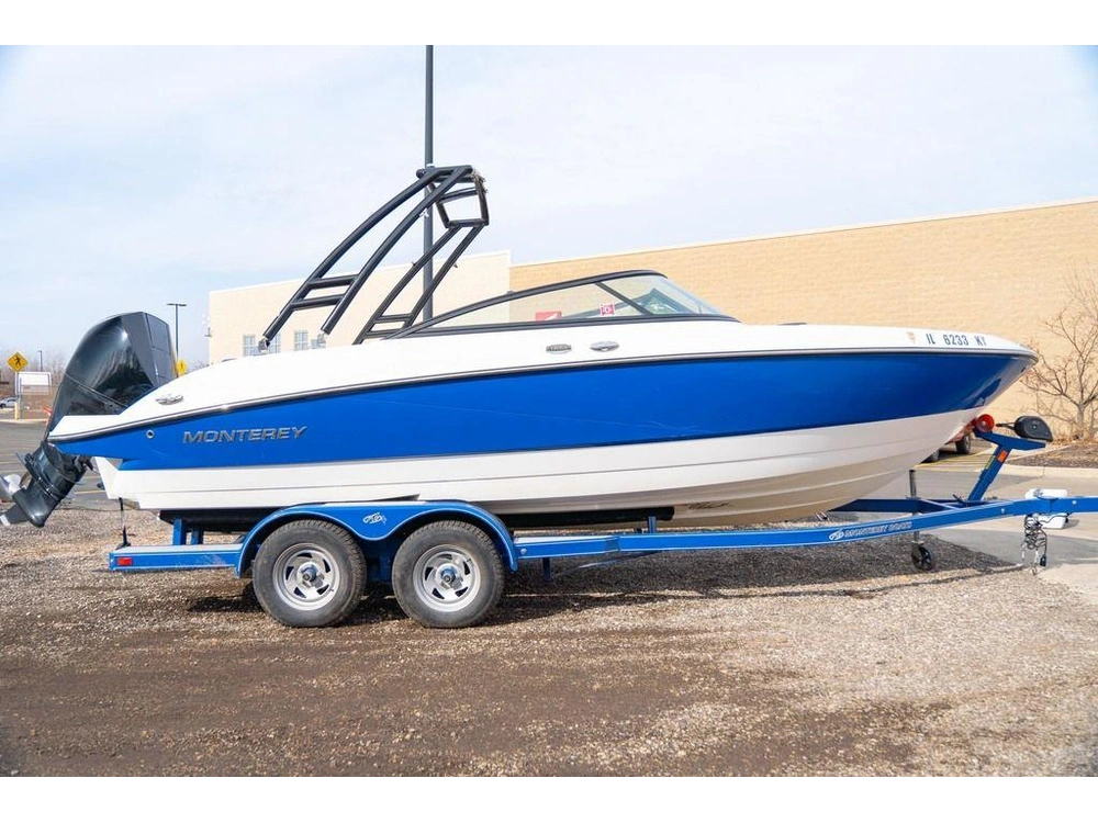 2019 Monterey Boats M-225 alt