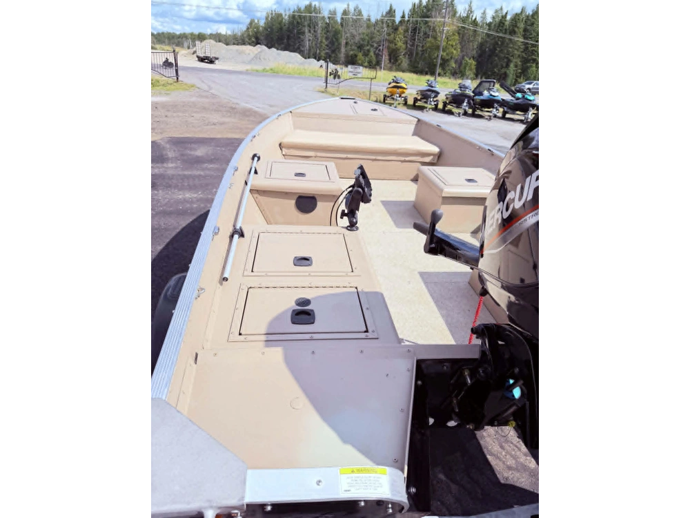 2015 Other Polar Kraft 165 alt