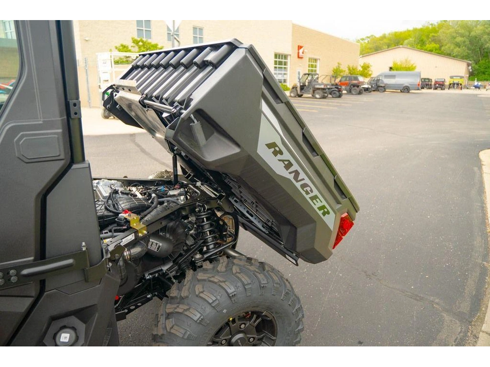 2027 Polaris Ranger Crew Xp 1000 Cab alt