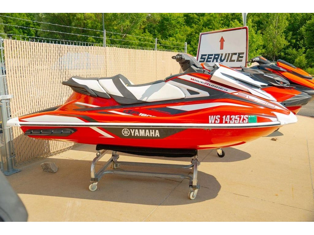 2018 Yamaha Gp1800 alt