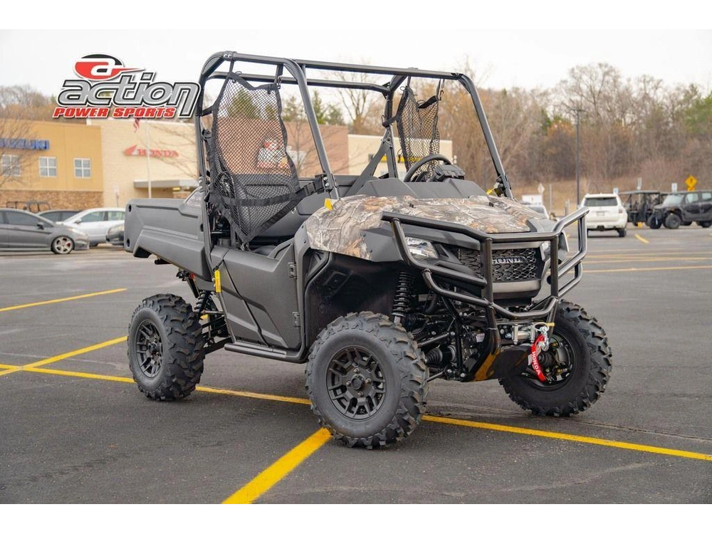 2026 Honda Pioneer 700 Forest alt