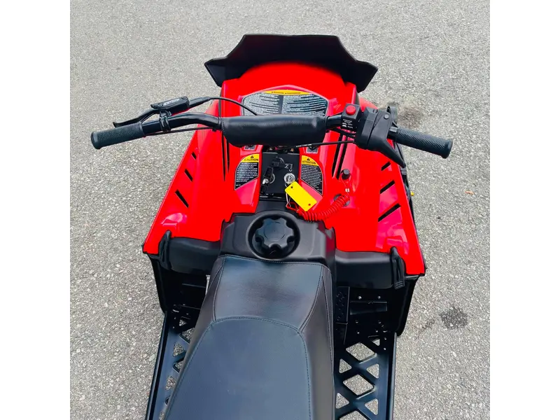 Polaris INDY 200 S27YAA2VSL 2027