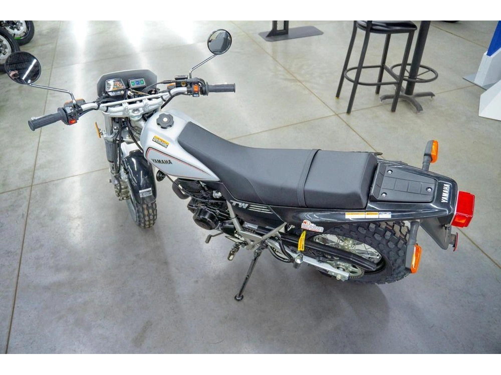 2026 Yamaha Tw200 alt