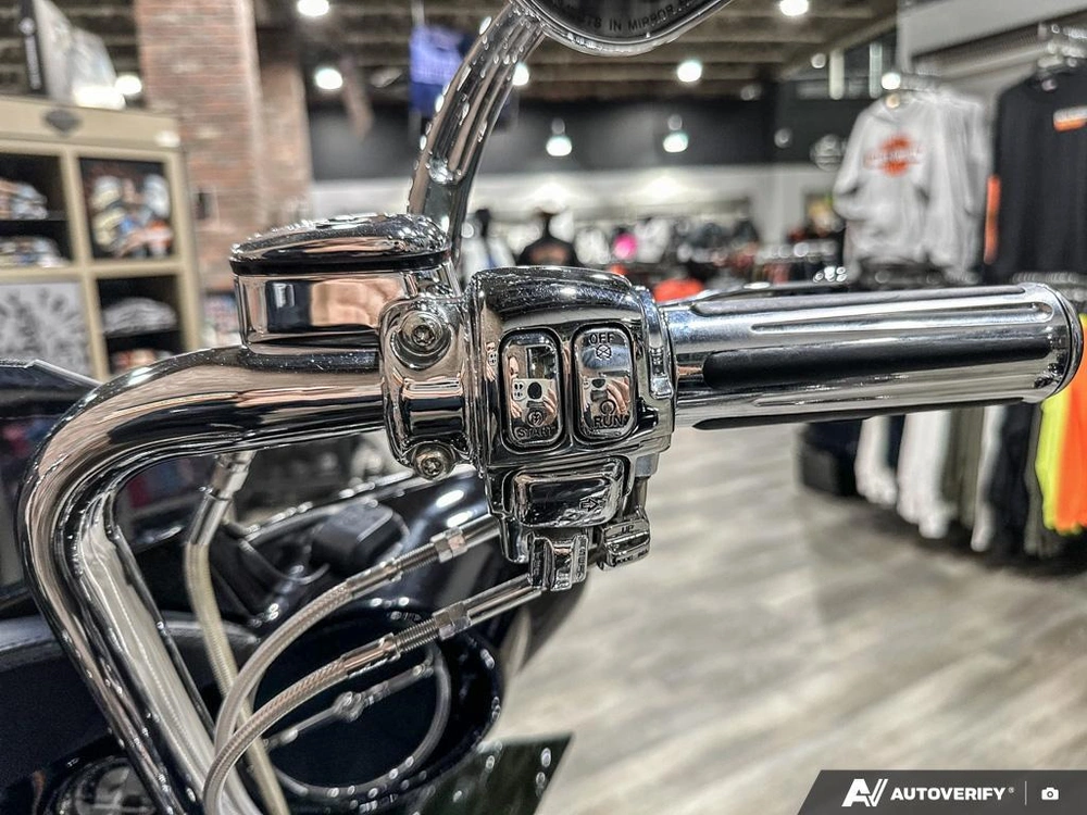 2006 Harley-davidson Flhtcuse Cvo Ultra Classic alt