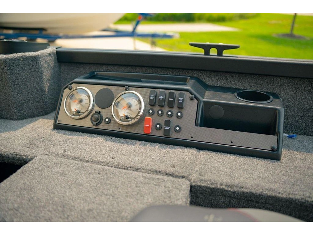 2027 Alumacraft Classic 165 Tl alt