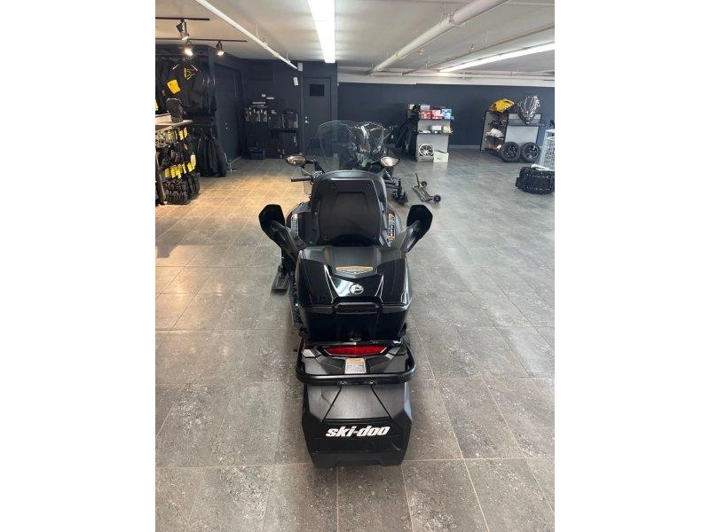 Ski-doo Grand Touring Limited 900 Ace Silent Track Ii 1.25'' E.s. 2023 alt