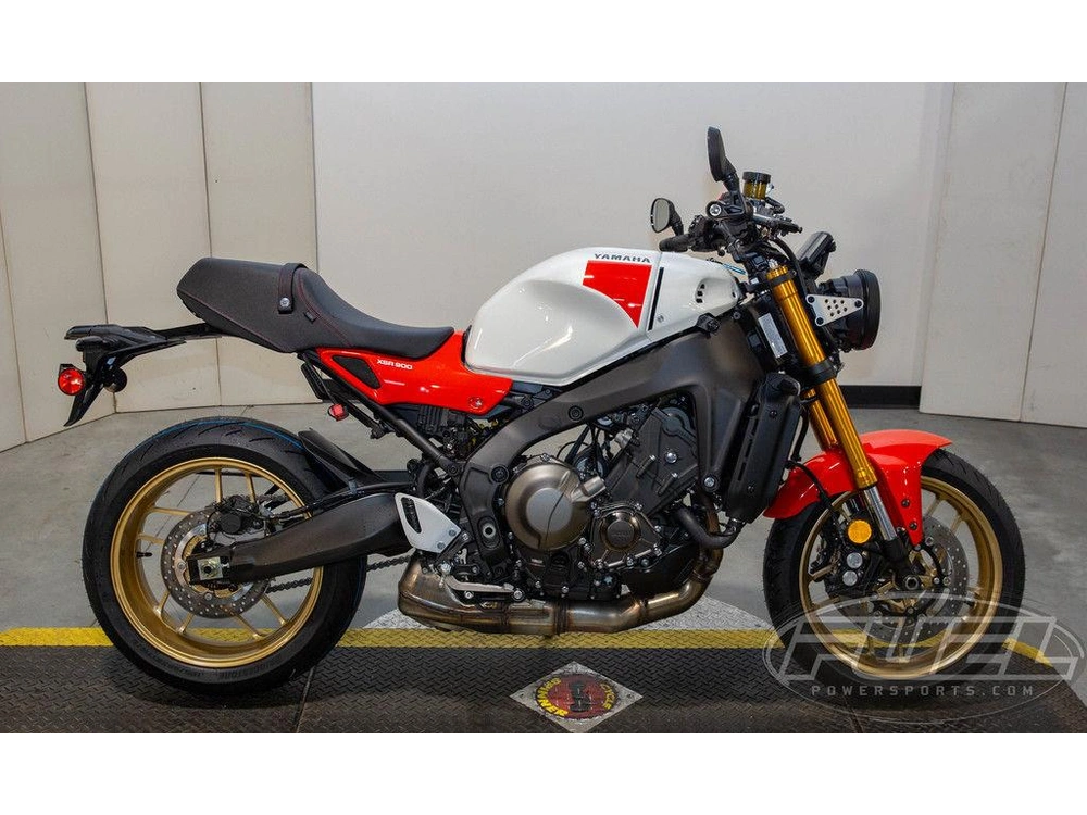 2026 Yamaha Xsr900 alt