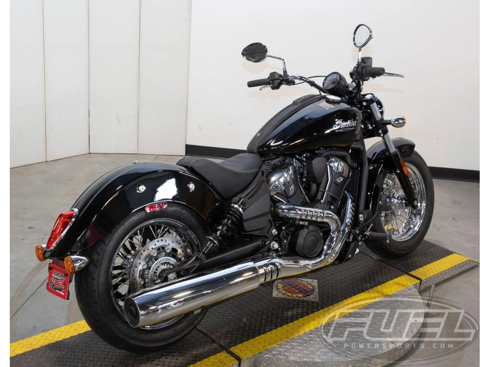2025 Indian Motorcycle Scout® Classic Black Metallic alt
