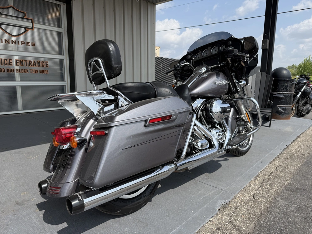 2015 Harley-davidson Street Glide Special alt