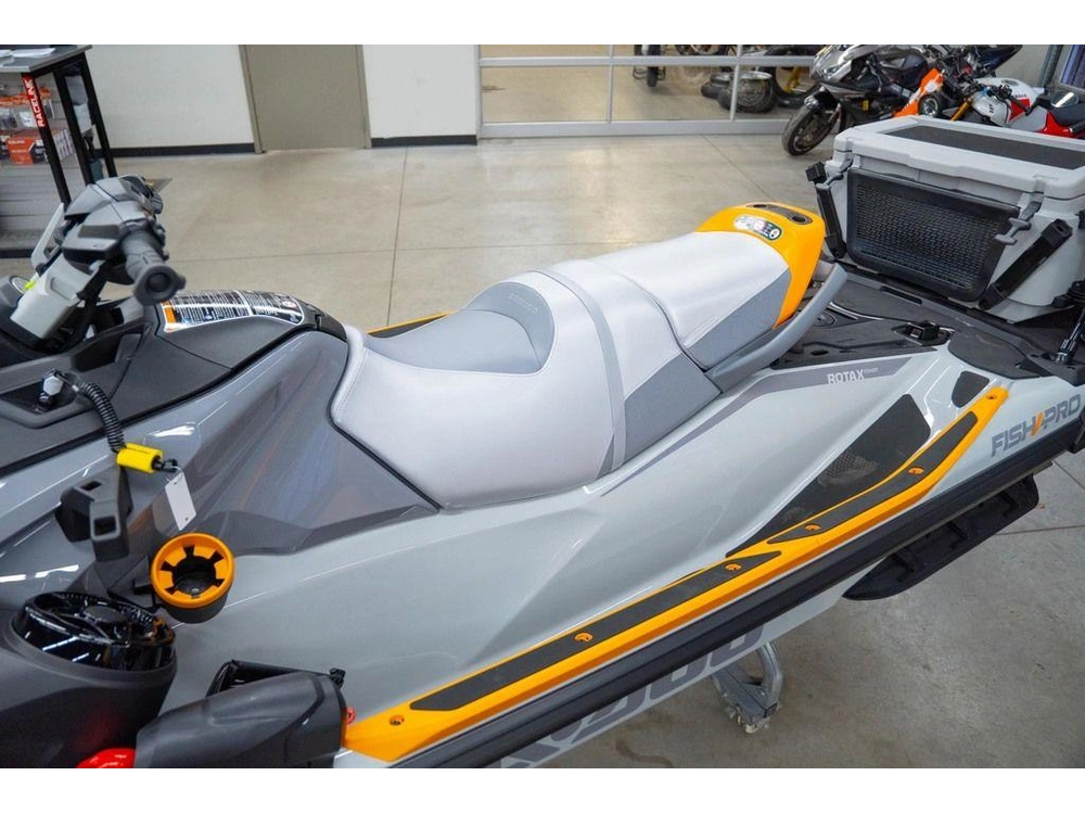 2026 Sea-doo Fishpro™ Trophy 170 alt