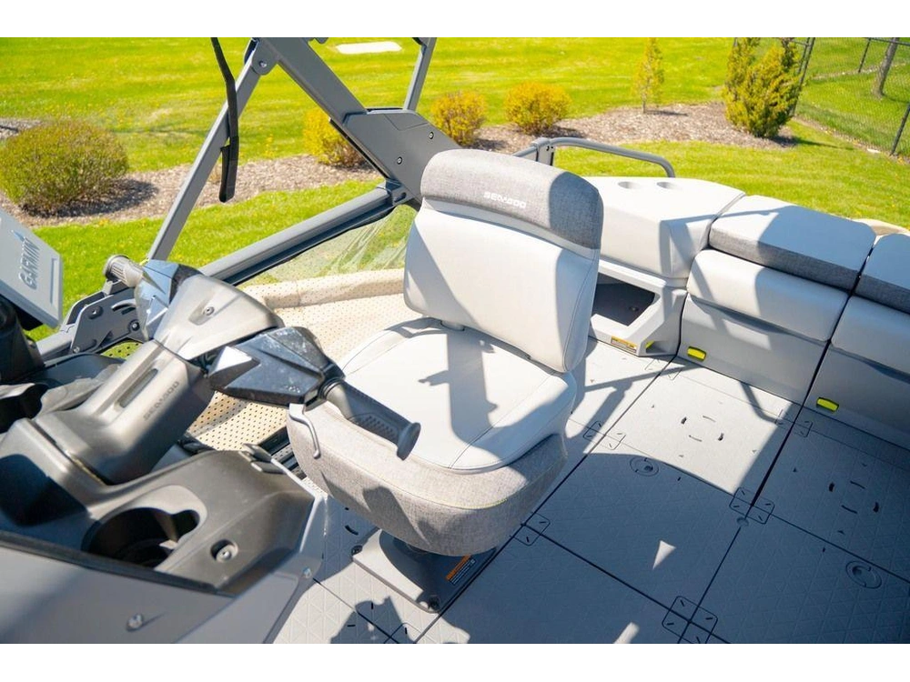 2025 Sea-doo Switch™ Cruise 21 - 230 Hp Painted alt