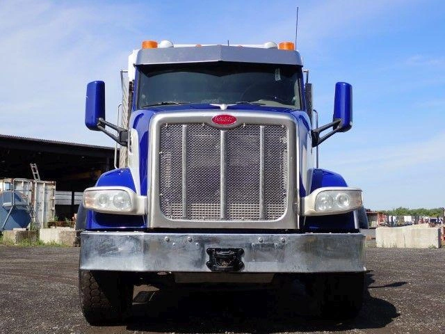 Peterbilt 567 2016
