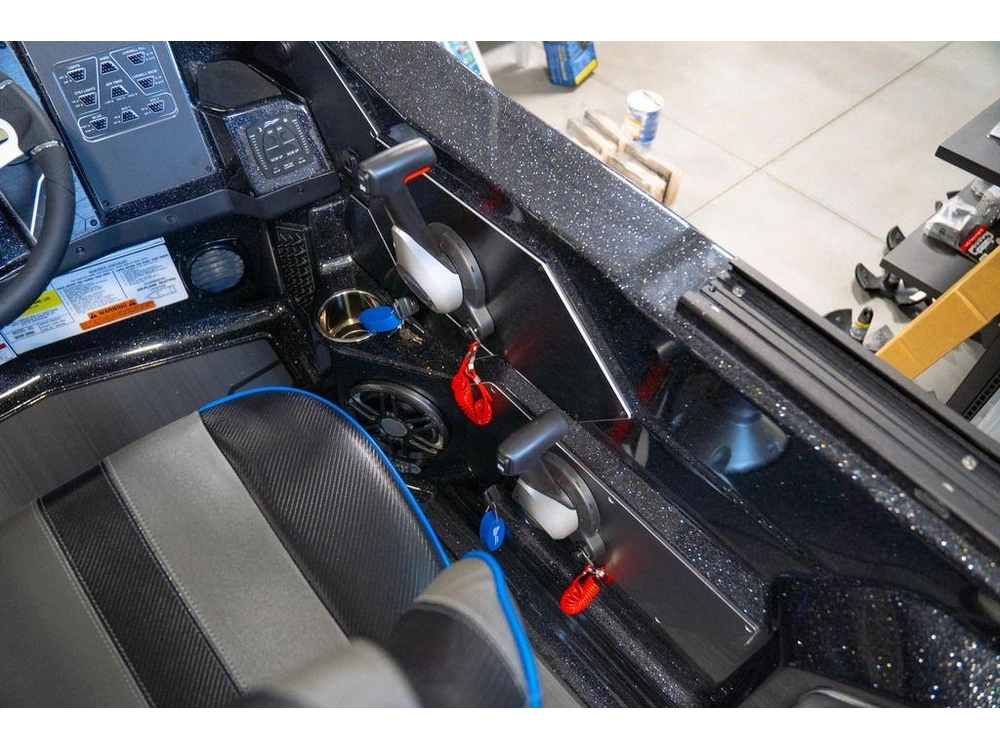 2026 Skeeter Products Wxr2060f alt