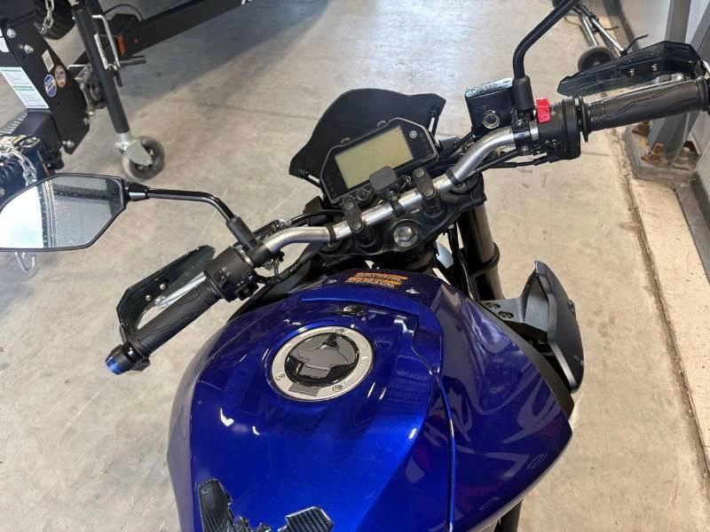 2023 Yamaha Mt-03 alt