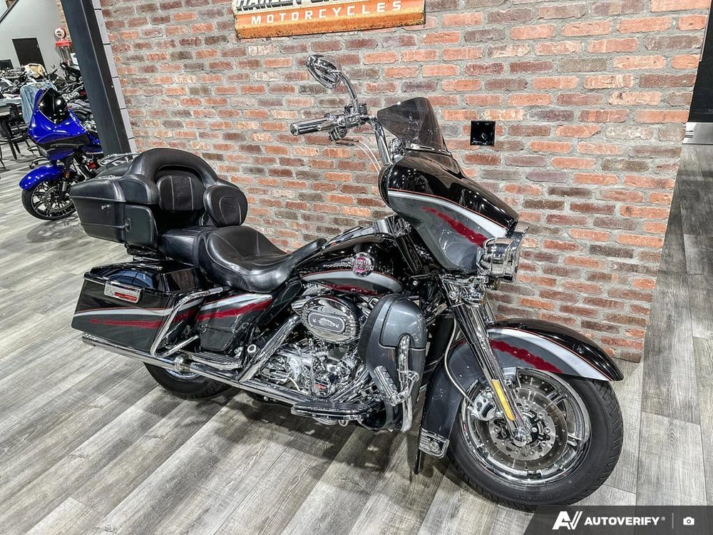 2006 Harley-davidson Flhtcuse Cvo Ultra Classic alt