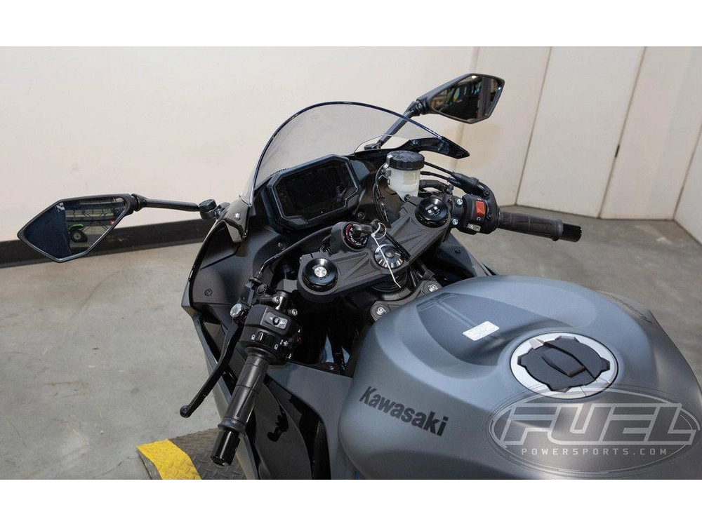 2026 Kawasaki Ninja® Zx™-6r alt