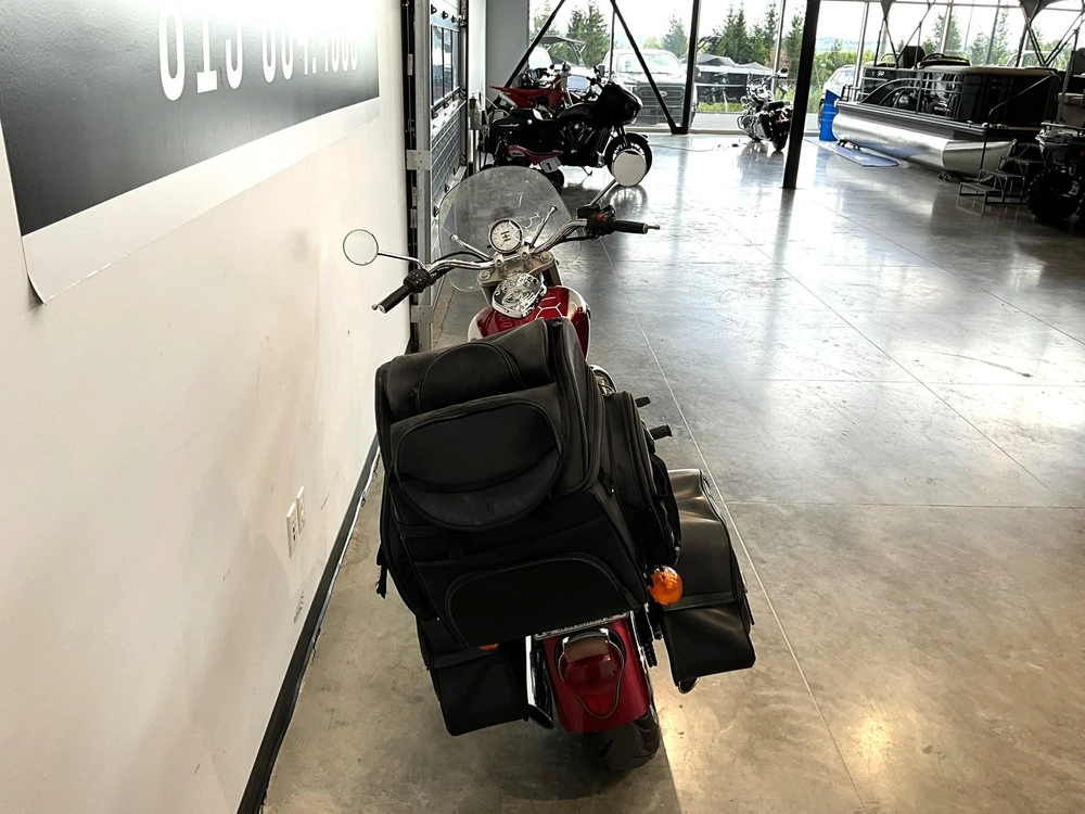 2002 Triumph Bonneville America alt