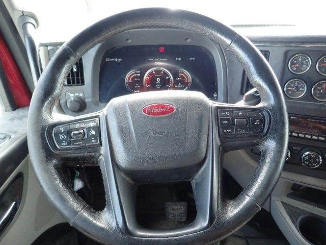 Peterbilt 579 2024