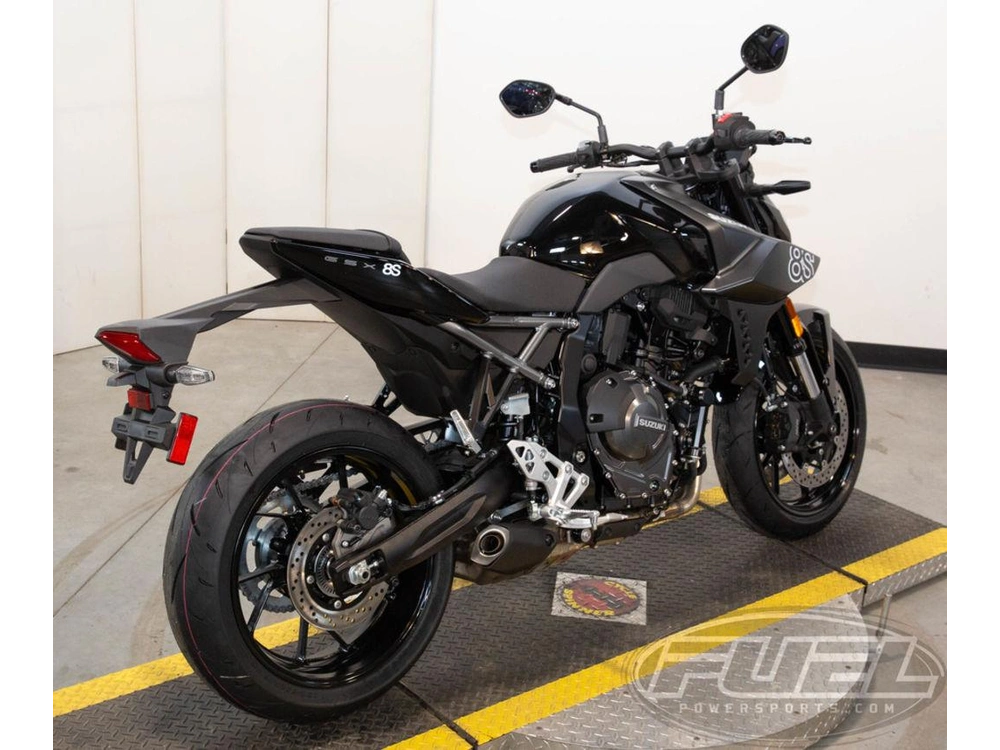 2026 Suzuki Gsx-8s alt