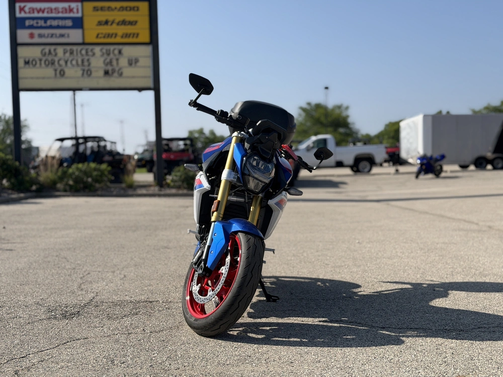 2025 Bmw F 900r alt