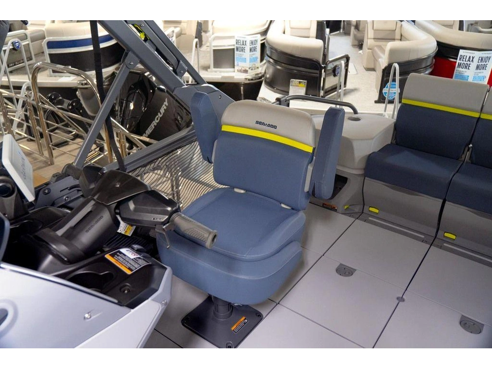 2025 Sea-doo Switch™ Cruise Limited 21 - 230 Hp Painted alt