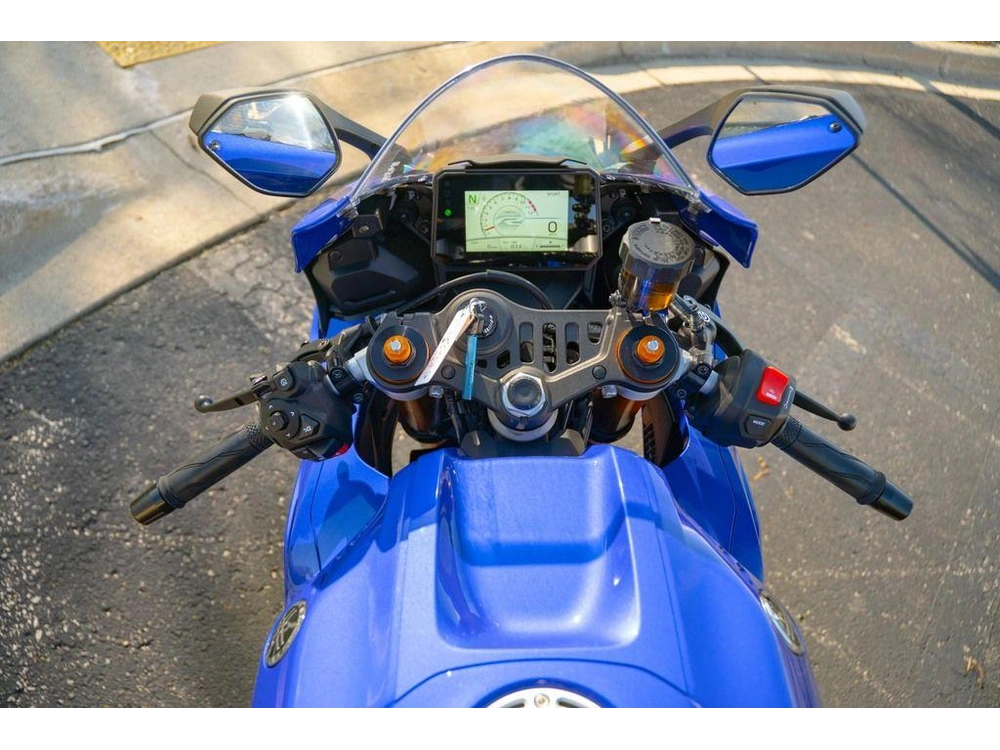 2026 Yamaha Yzf-r7 alt