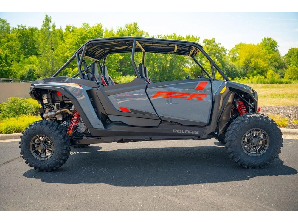 2026 Polaris Rzr Xp 4 1000 Ultimate alt
