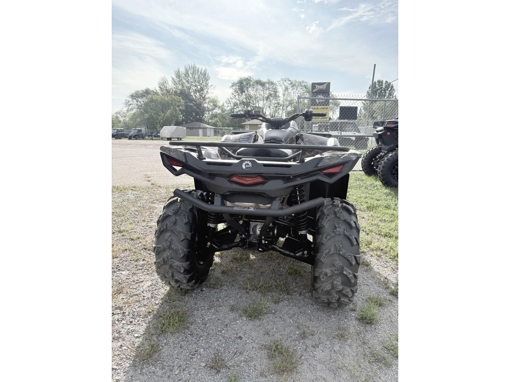 2026 Can-am Out Pro Hunt Hd7 alt
