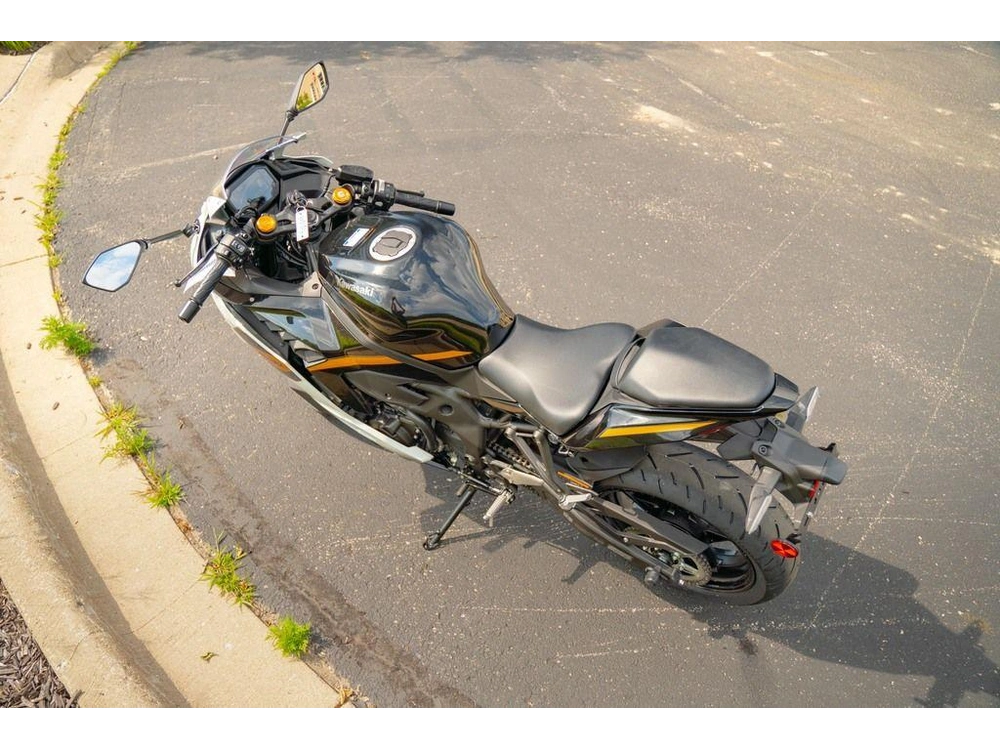 2026 Kawasaki Ninja® Zx™-4rr Abs alt