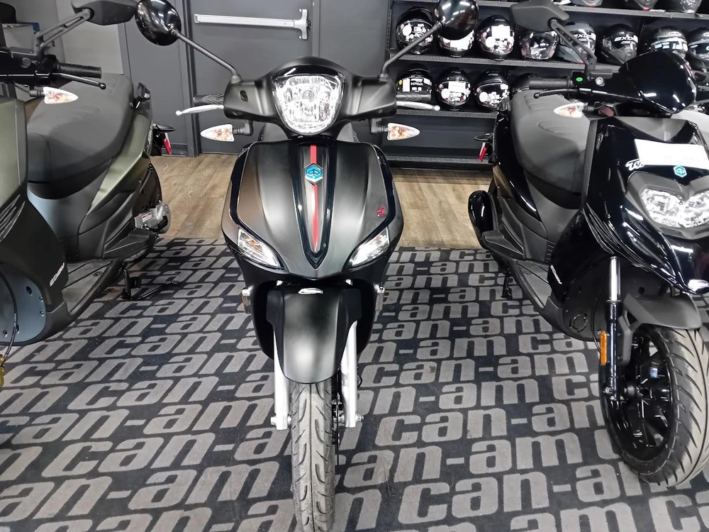 Piaggio Liberty S 50 2024 alt