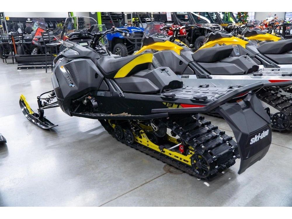 2026 Ski-doo Renegade® Adrenaline® 900 Ace Turbo R Ripsaw 1.25_black alt