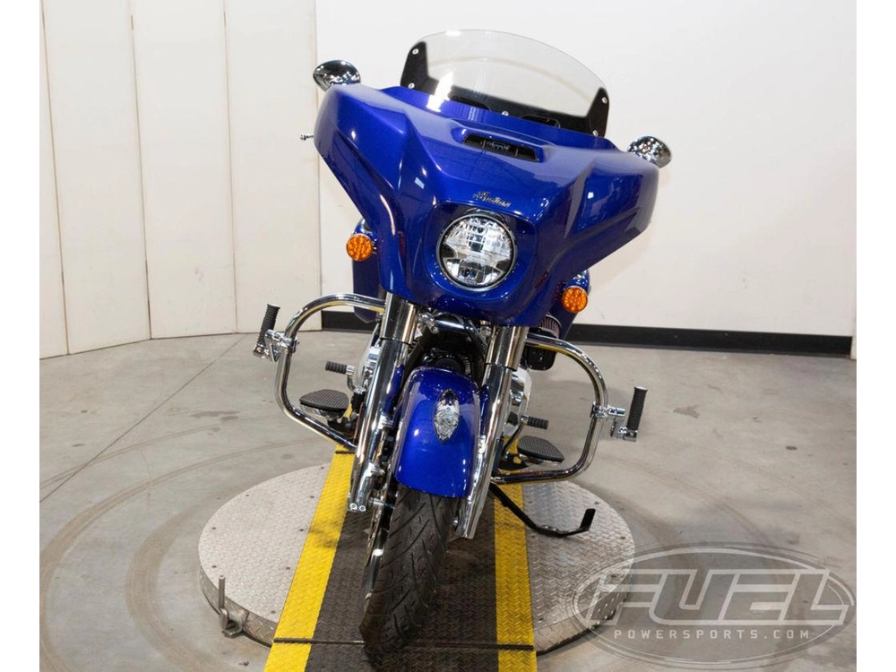 2024 Indian Motorcycle Chieftain® Limited With Powerband Audio Package Spirit Blue Metallic alt