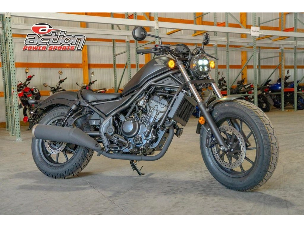 2025 Honda Rebel 300 alt