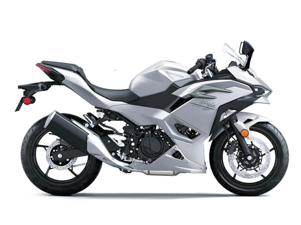 2024 Kawasaki Ninja® 500 alt