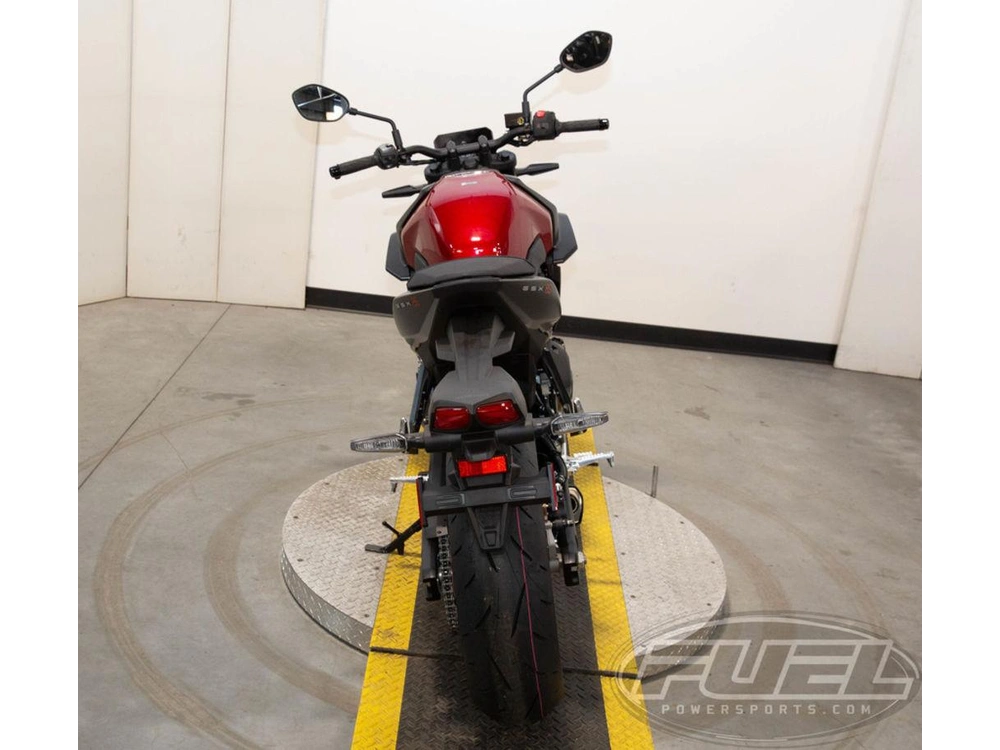 2026 Suzuki Gsx-8s alt