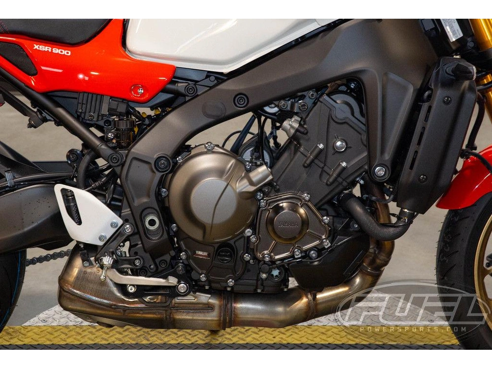 2026 Yamaha Xsr900 alt