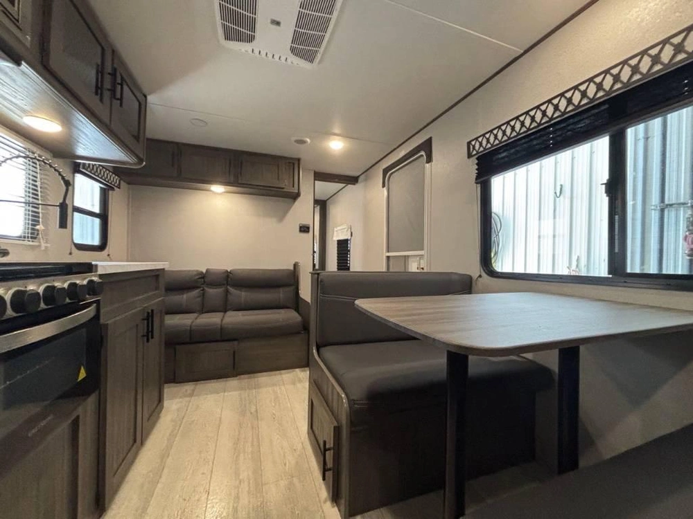 Shasta Shasta 26bh 2022 alt