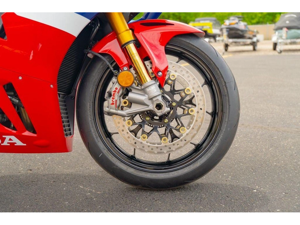 2026 Honda Cbr1000rr-r Fireblade Sp alt