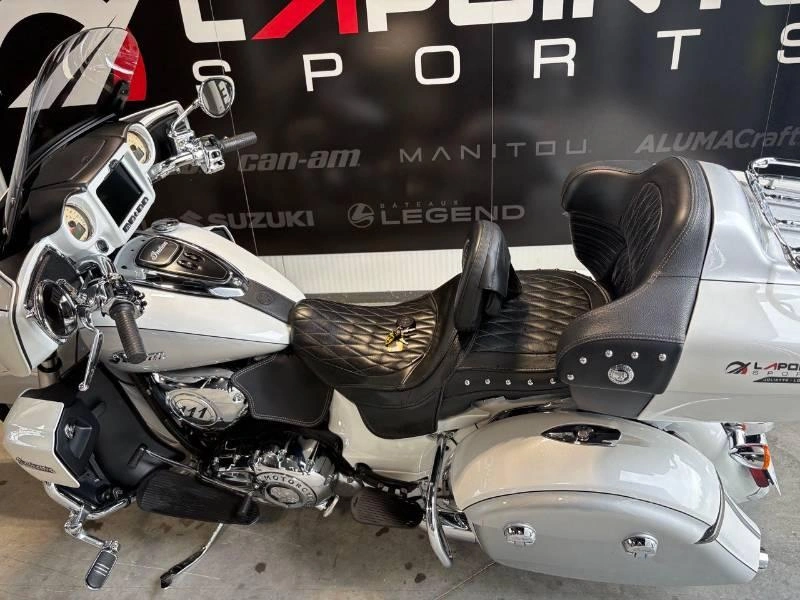 2019 Indian Motorcycle Roadmaster Blanc Et Gris alt