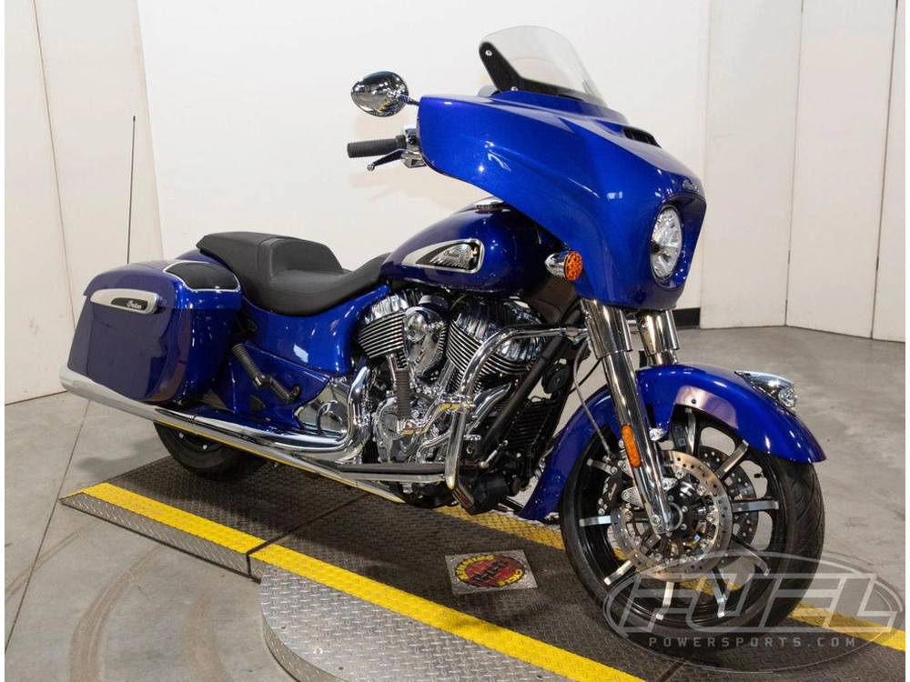 2024 Indian Motorcycle Chieftain® Limited With Powerband Audio Package Spirit Blue Metallic alt